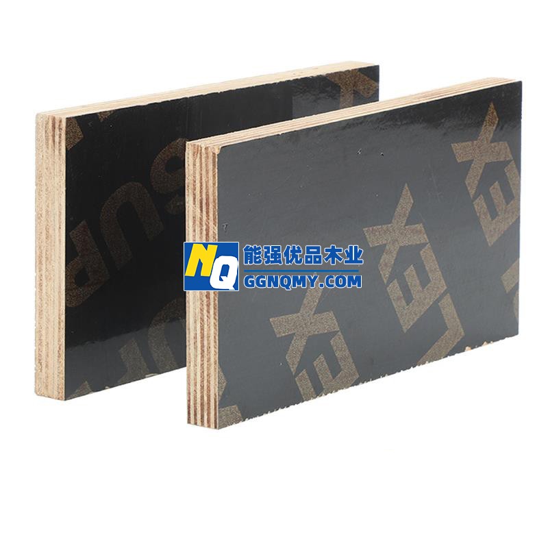 厚度均勻木質(zhì)建筑模板，規(guī)格齊全，經(jīng)久耐用，工程建設(shè)可信賴