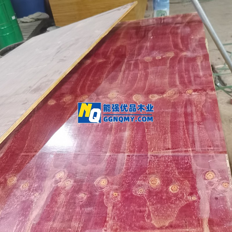 高檔木工板供應(yīng)，厚度均勻密實(shí)，專業(yè)工廠直供